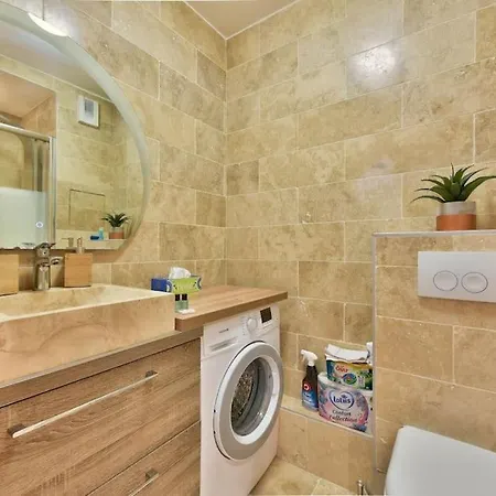 Superbe T2 - A Proximite De La Defense 4* Courbevoie